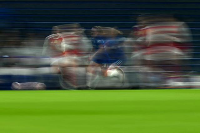 Chelsea's English midfielder #30 Keira Walsh runs with the ball during the UEFA Women's Champions League Quarter Final second-leg football match between Chelsea and Arsenal at Stamford Bridge in London on April 1, 2026. (Photo by Ben STANSALL / AFP)