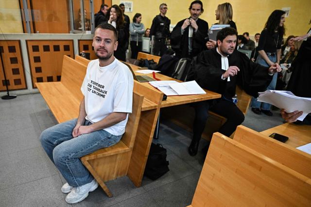 Content creator Jeremstar, whose real name is Jeremy Gisclon, waits in the hearing room ahead of the start of his trial at Nimes criminal court on charges of entering a competition area after interrupting a bullfight last September, in Nimes on April 2, 2026. (Photo by Gabriel BOUYS / AFP)