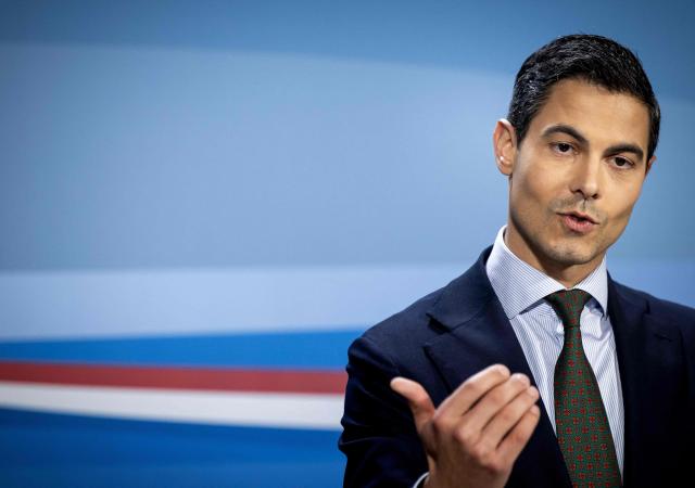 Dutch Prime Minister Rob Jetten addresses the press following the weekly cabinet meeting in The Hague on April 2, 2026. (Photo by Koen van Weel / ANP / AFP) / Netherlands OUT