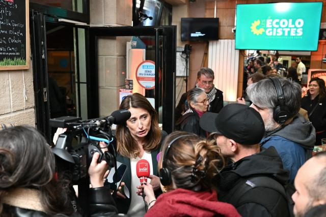 National secretary of French left-wing party The Ecologistes Marine Tondelier speaks to journalists after the presentation of her manifesto "What We Owe You. A Manifesto for a Left-Wing and Ecologist Primary" in support of a left-wing primary ahead of the 2027 presidential election in Villepinte on April 2, 2026. (Photo by Martin LELIEVRE / AFP)