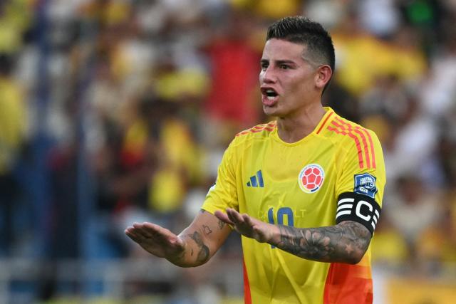 (FILES) Colombia's midfielder #10 James Rodriguez gestures during the 2026 FIFA World Cup South American qualifiers football match between Colombia and Peru, at the Metropolitano Roberto Melendez stadium in Barranquilla, Colombia, on June 6, 2025. Colombian star James Rodriguez was hospitalized for three days in the United States following the March 29 friendly match against France due to “severe dehydration,” the Colombian Football Federation (FCF) reported on April 2, 2026. (Photo by Luis ACOSTA / AFP)