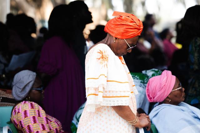 Christian faithful pray during the Good Friday mass of Easter at the Saint Christophe parish in Yoff in Dakar, on April 3, 2026. (Photo by SEYLLOU / AFP)