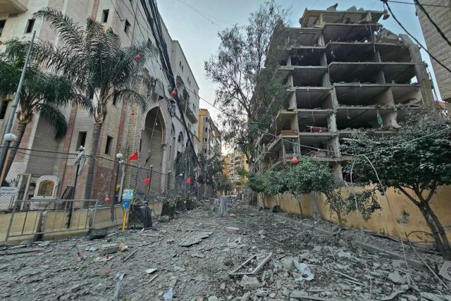 This photograph shows the damage at the site of an Israeli airstrike in the Hadath neighbourhood of Beirut’s southern suburbs, on April 4, 2026. The Israeli military said on April 3, it had struck more than 3,500 targets across Lebanon in the month since fighting with Iran-backed Hezbollah militants. Lebanon was drawn into the Middle East war on March 2 when Hezbollah launched attacks on Israel to avenge the killing of the Iranian leader. Israel has responded with broad strikes across Lebanon and a ground offensive. (Photo by AFP) / 