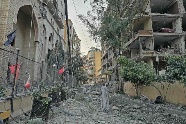 This photograph shows the damage at the site of an Israeli airstrike in the Hadath neighbourhood of Beirut’s southern suburbs, on April 4, 2026. The Israeli military said on April 3, it had struck more than 3,500 targets across Lebanon in the month since fighting with Iran-backed Hezbollah militants. Lebanon was drawn into the Middle East war on March 2 when Hezbollah launched attacks on Israel to avenge the killing of the Iranian leader. Israel has responded with broad strikes across Lebanon and a ground offensive. (Photo by AFP) / 