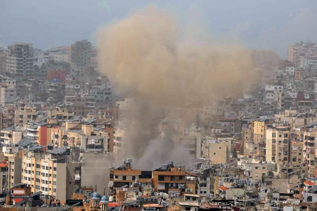 Smoke rises from the site of an Israeli airstrike that targeted an area in Beirut's southern suburbs, on April 5, 2026. The Israeli military said on April 5 that it had begun striking Hezbollah targets in the Lebanese capital Beirut. (Photo by ibrahim AMRO / AFP) / 