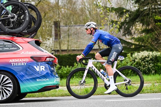 Dutch Mathieu van der Poel of Alpecin-Premier Tech competes in the men's race of the 'Ronde van Vlaanderen/ Tour des Flandres/ Tour of Flanders' UCI WorldTour one day cycling race, 278 km from Antwerp to Oudenaarde, on April 5, 2026. (Photo by ELIAS ROM / Belga / AFP) / Belgium OUT