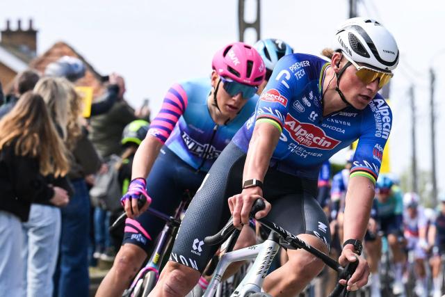 Alpecin-Premier Tech's Dutch rider Mathieu van der Poel cycles in the men's race of the 'Ronde van Vlaanderen/ Tour des Flandres/ Tour of Flanders' UCI WorldTour one day cycling race, 278 km from Antwerp to Oudenaarde, in Haaltert on April 5, 2026. (Photo by DAVID PINTENS / Belga / AFP) / Belgium OUT