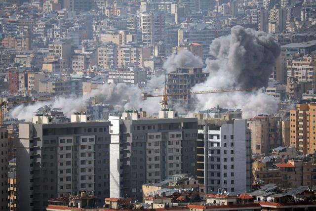 Smoke rises from the site of an Israeli strike in Beirut's southern suburbs, on April 5, 2026. An Israeli strike hit south Beirut on April 5, Lebanese state media reported, with a medical source telling AFP it made impact about 100 metres away from a public hospital. The strike hit Beirut's Jnah neighbourhood near Rafik Hariri University Hospital, the largest public medical facility in the country. (Photo by ibrahim AMRO / AFP) / 
