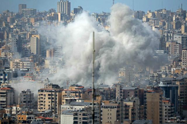 Smoke rises from the site of an Israeli strike in Beirut's southern suburbs, on April 5, 2026. An Israeli strike hit south Beirut on April 5, Lebanese state media reported, with a medical source telling AFP it made impact about 100 metres away from a public hospital. The strike hit Beirut's Jnah neighbourhood near Rafik Hariri University Hospital, the largest public medical facility in the country. (Photo by ibrahim AMRO / AFP) / 