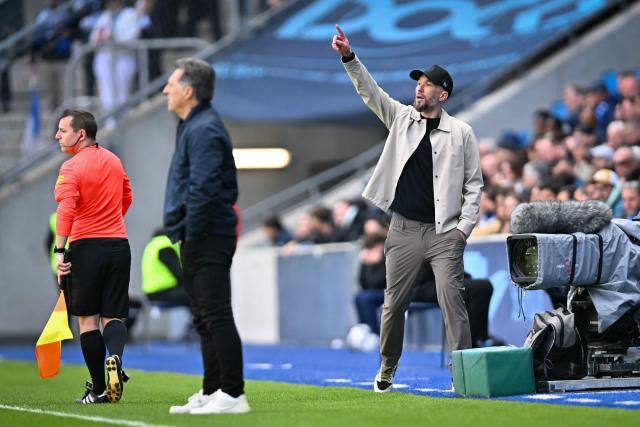 Le Havre's French headcoach Didier Digard gestures during the French L1 football match between Le Havre AC and AJ Auxerre at the Oceane Stadium in Le Havre, Normandy, on April 5, 2026. (Photo by Lou BENOIST / AFP)