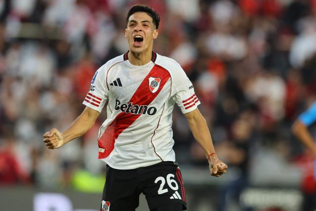 River Plate midfielder #26 Tomas Galvan celebrates after scoring the first goal during the Argentine Professional Football League 2026 Apertura Tournament match between River Plate and Belgrano at MAS Monumental stadium in Buenos Aires on April 5, 2026. (Photo by ALEJANDRO PAGNI / AFP)
