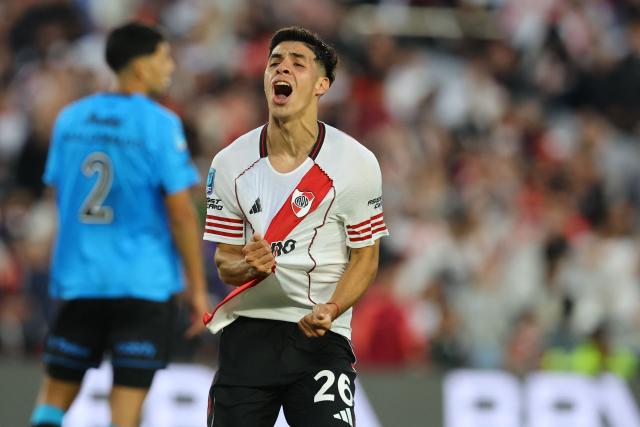 River Plate midfielder #26 Tomas Galvan celebrates after scoring the first goal during the Argentine Professional Football League 2026 Apertura Tournament match between River Plate and Belgrano at MAS Monumental stadium in Buenos Aires on April 5, 2026. (Photo by ALEJANDRO PAGNI / AFP)