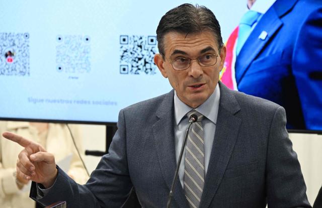 Bolivia's President Rodrigo Paz speaks during a press conference after the government revoked decrees on direct contracting and the awarding of public works contracts, at the Casa Grande del Pueblo, the seat of the Government Palace, on April 6, 2026, (Photo by Aizar RALDES / AFP)