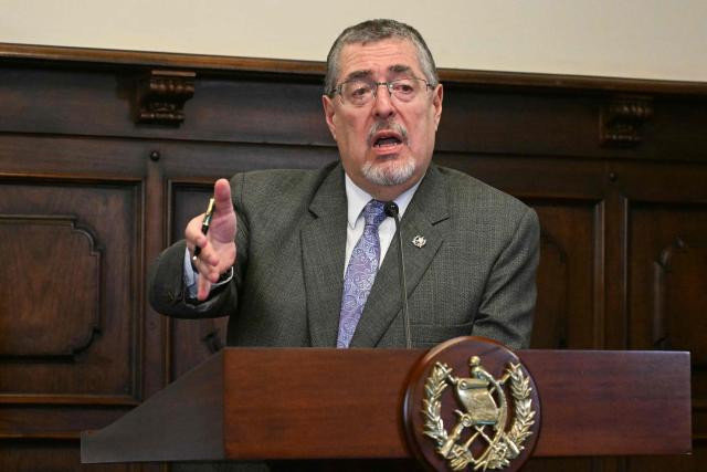 Guatemala's President Bernardo Arevalo speaks during a press conference at the Culture Palace in Guatemala City on April 6, 2026. (Photo by JOHAN ORDONEZ / AFP)
