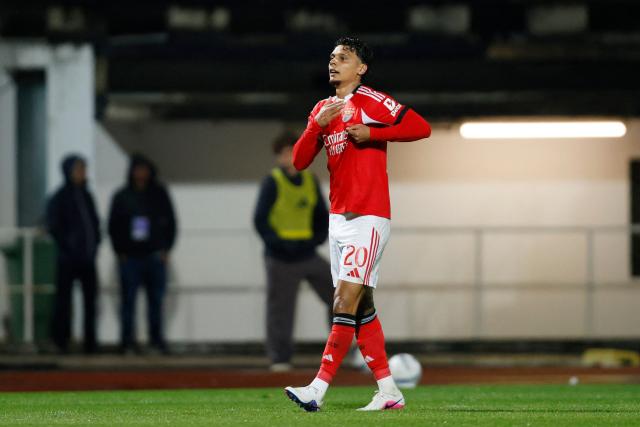 SL Benfica's Colombian midfielder #20 Richard Rios celebrates scoring the opening goal during the Portuguese League football match between Casa Pia AC and SL Benfica at Rio Maior Municipal Stadium on April 6, 2026. (Photo by FILIPE AMORIM / AFP)