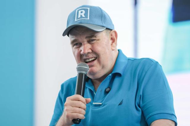 (FILES) Peru's presidential candidate Rafael Lopez Aliaga for the Renovacion Popular party speaks during a campaign rally in Lima on April 4, 2026. The daughter of former autocrat Fujimori, a television comedian, and a millionaire businessman sympathetic to Trump, all right-wing figures, are emerging as favorites ahead of the April 12 presidential election to govern a Peru besieged by organized crime and a prolonged political crisis. Keiko Fujimori leads the latest polls, which predict a runoff in June between her and whichever candidate prevails between Carlos Alvarez and Rafael Lopez Aliaga in a first round featuring a record 35 candidates. (Photo by Connie FRANCE / AFP)