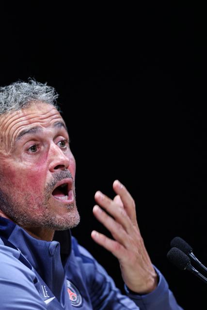Paris Saint-Germain's Spanish coach Luis Enrique addresses media representatives during a press conference at the Campus Paris Saint-Germain in Poissy, on the western outskirts of Paris on April 7, 2026, on the eve of the UEFA Champions League quarter-final first leg football match against Liverpool F.C. (Photo by FRANCK FIFE / AFP)