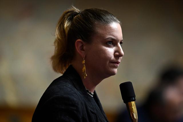 President of La France Insoumise - Nouveau Front Populaire parliamentary group Mathilde Panot speaks during a session of questions to the government at The National Assembly, France's lower house of parliament in Paris on April 7, 2026. (Photo by JULIEN DE ROSA / AFP)