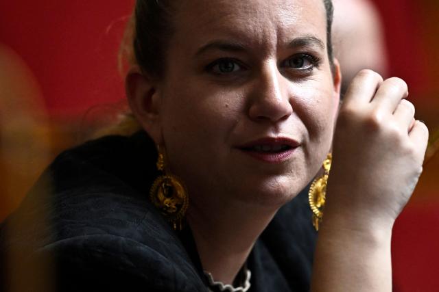 President of La France Insoumise - Nouveau Front Populaire parliamentary group Mathilde Panot looks on during a session of questions to the government at The National Assembly, France's lower house of parliament in Paris on April 7, 2026. (Photo by JULIEN DE ROSA / AFP)