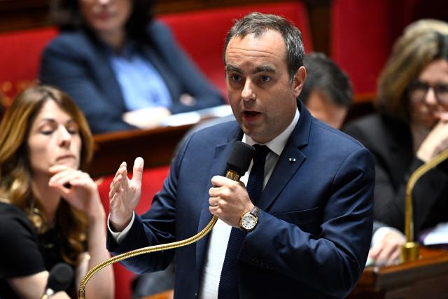 France's Prime Minister Sebastien Lecornu answers during a session of questions to the government at The National Assembly, France's lower house of parliament in Paris on April 7, 2026. (Photo by JULIEN DE ROSA / AFP)