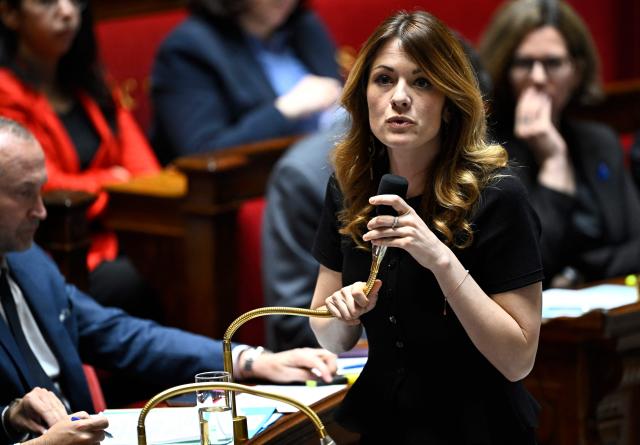 France's Government Spokesperson and junior Minister for Energy and Digital economy Maud Bregeon answers during a session of questions to the government at The National Assembly, France's lower house of parliament in Paris on April 7, 2026. (Photo by JULIEN DE ROSA / AFP)