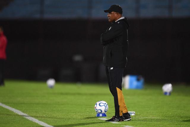 Sao Paulo's head coach Roger Machado looks on during the Copa Sudamericana group stage football match between Uruguay's Boston River and Brazil's Sao Paulo at the Centenario stadium in Montevideo on April 7, 2026. (Photo by Dante FERNANDEZ / AFP)
