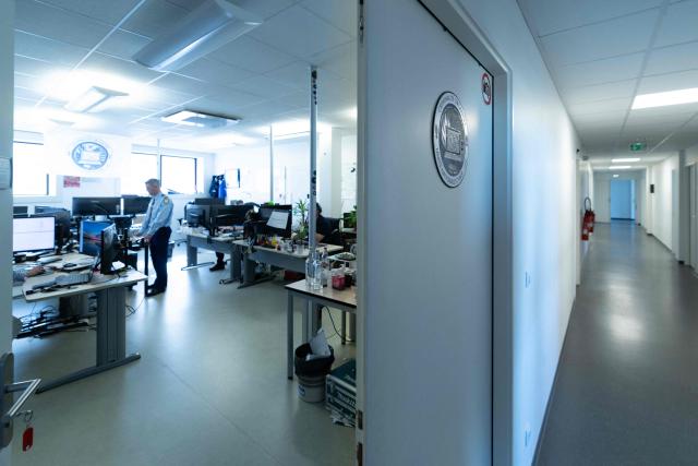 This photograph shows an investigator at the offices of the National Cyber Unit (Unite Nationale Cyber, UNCyber) of the National Gendarmerie based in Pontoise on April 7, 2026. (Photo by Joel Saget / AFP)