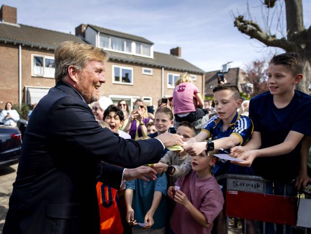 King Willem-Alexander arrives for the opening of the renovated museum Het Spinozahuis that showcases the life and ideas of philosopher Baruch Spinoza, in Rijnsburg on April 8, 2026. (Photo by Sem van der Wal / ANP / AFP) / Netherlands OUT