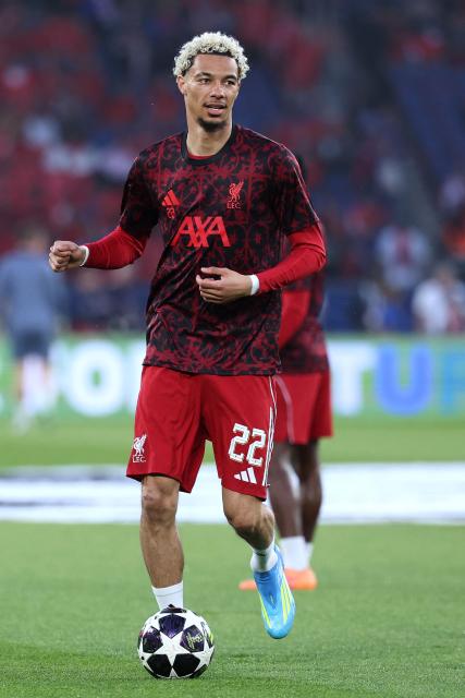 France's forward #09 Hugo Ekitike warms up prior to the  UEFA Champions League quarter-final first leg football match between Paris Saint-Germain (PSG) and Liverpool FC at the Parc des Princes stadium in Paris on April 8, 2026. (Photo by FRANCK FIFE / AFP)