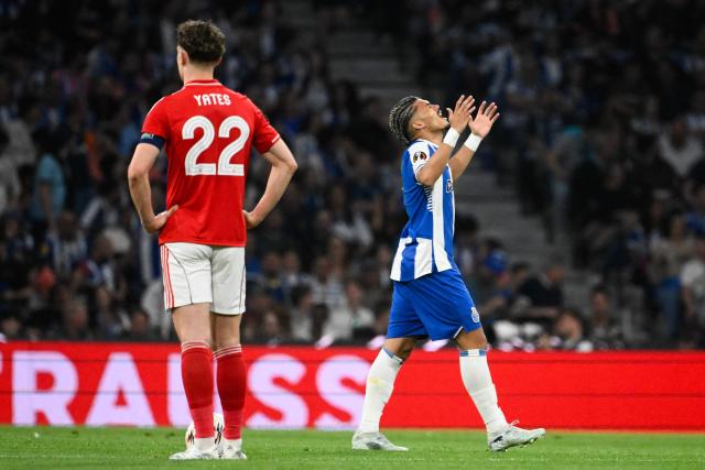FC Porto's Brazilian forward #07 William Gomes celebrates scoring his team's first goal during the UEFA Europa League quarter final first leg football match between FC Porto and Nottingham forest at Dragao Stadium in Porto, on April 9, 2026. (Photo by Miguel RIOPA / AFP)