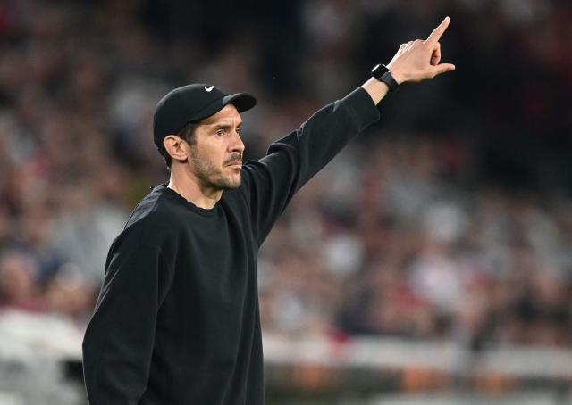 SC Freiburg's German coach Julian Schuster gestures during the UEFA Europa League Quarter final First Leg football match between SC Freiburg and Celta Vigo in Freiburg, on April 9, 2026. (Photo by Silas STEIN / AFP)