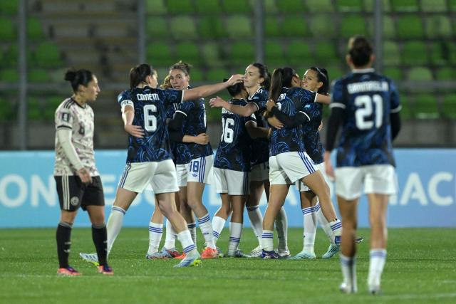 Argentina players celebrate after winning the CONMEBOL Nations League Women football match between Chile and Argentina at the Elias Figueroa stadium in Valparaiso, Chile on April 10, 2026. (Photo by Rodrigo ARANGUA / AFP)