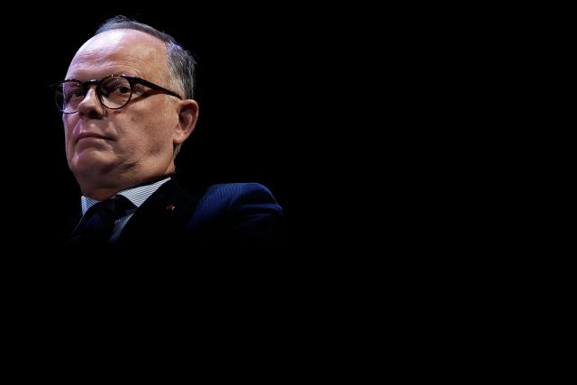 Mayor of Le Havre and president of French party Horizons Edouard Philippe attends a debate session of the “Grand Dйbat des Gracques” on major national issues, at the Theatre de la Cite Internationale in Paris on April 11, 2026. (Photo by Ian LANGSDON / AFP)