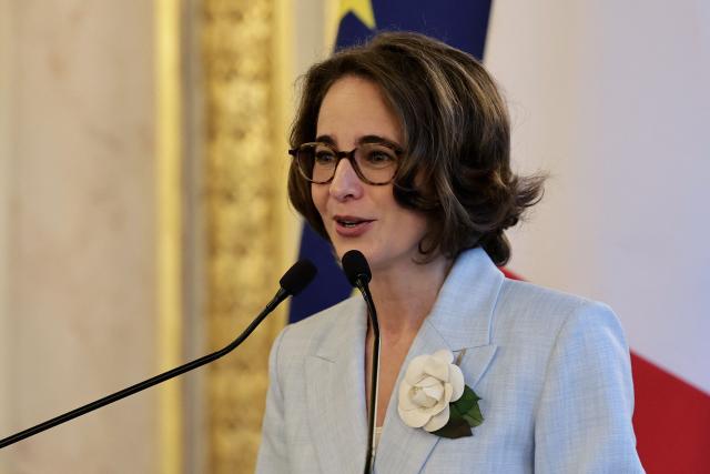 French writer Laurence Debray delivers a speech   during the 35th "Journee du Livre Politique", an annual event dedicated to political books, at the National Assembly of France in Paris on April 11, 2026. (Photo by STEPHANE DE SAKUTIN / AFP)