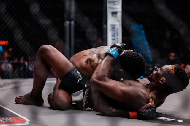 Angola’s Shido Boris Esperanca competes against Cameroon’s Emilios Dassi during the Professional Fighters League (PFL) welterweight tournament first round at the SunBet Arena in Pretoria, on April 10, 2026. (Photo by ILARIA FINIZIO / AFP)