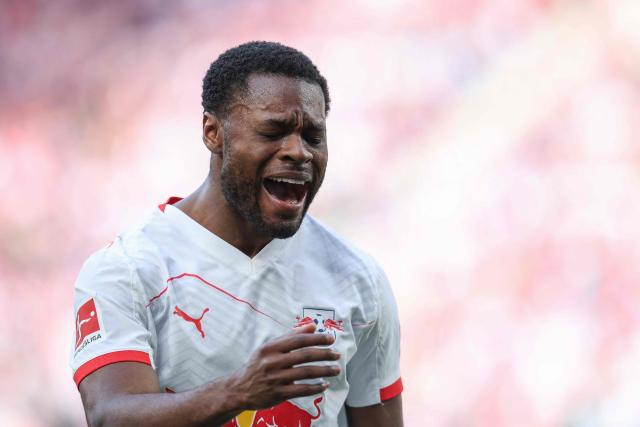 Leipzig's German midfielder #17 Ridle Baku reacts as he is substituted during the German first division Bundesliga football match between RB Leipzig and Borussia Moenchengladbach in Leipzig, eastern Germany, on April 11, 2026. (Photo by Ronny HARTMANN / AFP) / DFL REGULATIONS PROHIBIT ANY USE OF PHOTOGRAPHS AS IMAGE SEQUENCES AND/OR QUASI-VIDEO