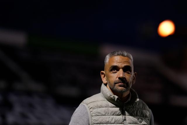 Sporting Lisbon's Portuguese coach Rui Manuel Borges looks on prior the Portuguese League football match between CF Estrela da Amadora and Sporting CP at Jose Gomes stadium in Amadora  on April 11 , 2026. (Photo by FILIPE AMORIM / AFP)
