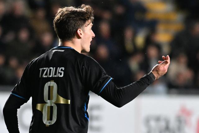 Club Brugge's Greek forward #08 Christos Tzolis gestures during the Belgian "Pro League" champions' play-off (day 2 out of 10) football match between Sint-Truiden VV and Club Brugge at the Stayen Stadium in Sint-Truiden on April 11, 2026. (Photo by JILL DELSAUX / Belga / AFP) / Belgium OUT