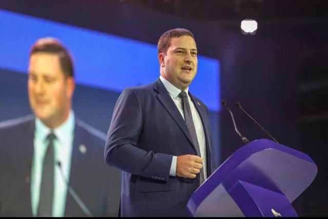 Newly elected federal leader of the Democratic Alliance (DA) Geordin Hill-Lewis delivers a speech on the second day of the DA Federal Congress at the Gallagher Convention Centre in Midrand on April 12, 2026. (Photo by Ilaria Finizio / AFP)