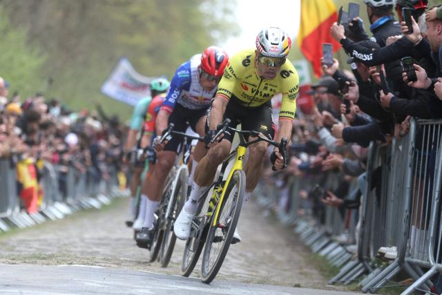Team Visma - Lease a Bike's Belgian rider Wout van Aert leaves the 'Trouйe d’Arenberg' cobblestone sector (Arenberg trench) during the 123rd edition of the Paris-Roubaix one-day classic cycling race, 258.3 km between Compiиgne and Roubaix, northern France, on April 12, 2026. (Photo by Francois LO PRESTI / AFP)