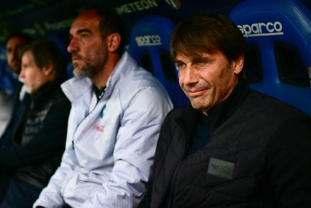 Napoli's Italian coach Antonio Conte looks on during the Italian Serie A football match between Parma Calcio 1913 and SSC Napoli at the Ennio Tardini Stadium in Parma on April 12, 2026. (Photo by MARCO BERTORELLO / AFP)