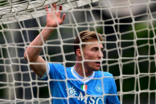Napoli’s Danish forward #19 Rasmus Hojlund reacts during the Italian Serie A football match between Parma Calcio 1913 and SSC Napoli at the Ennio Tardini Stadium in Parma on April 12, 2026. (Photo by MARCO BERTORELLO / AFP)