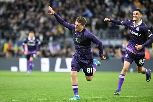 Anderlecht's Adriano Bertaccini celebrates after scoring a goal during the Belgian Pro League football match between RSCA Anderlecht and KAA Gent at the Lotto Park in Brussels on April 12, 2026. (Photo by JILL DELSAUX / Belga / AFP) / Belgium OUT