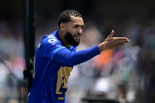 Pumas' Brazilian forward #23 Juninho Vieira celebrates after scoring his team's second goal during the Liga MX Clausura tournament football match between Pumas and Mazatlan at the Olimpico Universitario stadium in Mexico City, on April 12, 2026. (Photo by Alfredo ESTRELLA / AFP)
