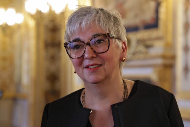 es Republicains senator Muriel Jourda, president of the Senate's Law Committee speaks to journalists on the sidelines of the Senate debate on the "loi SURE" (Useful, Fast and Effective Sentencing) criminal justice reform bill, which aims to shorten trial times, at the Senate in Paris on April 13, 2026. Lawyers across France staged a nationwide "Justice morte" (Dead Justice) stoppage called by most of the country's 164 bar associations, as the Senate opened debate on the bill which the government says is needed to tackle a backlog of more than 6,000 pending criminal cases. (Photo by Ludovic MARIN / AFP)