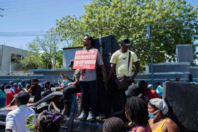 Protestors rally against rising fuel prices in Port-au-Prince, Haiti, on April 15, 2026. Workers say that fuel prices should not exceed their minimum wage. Crude prices climbed Wednesday while stocks diverged as investors digested mixed signals about talks to end the war in the Middle East and get oil and gas flowing through the Strait of Hormuz once again. (Photo by Clarens SIFFROY / AFP)
