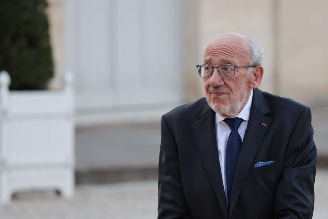 Former Belgium Minister of Foreign Affairs and former MP of European Parliament Louis Michel arrives at a state banquet held in honour of Mauritania's President at the Elysee Presidential Palace in Paris on April 15, 2026. (Photo by Ludovic MARIN / AFP)