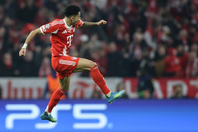 Bayern Munich's Colombian forward #14 Luis Diaz celebrates scoring the 3-3 goal during the UEFA Champions League quarter-final second leg football match between FC Bayern Munich and Real Madrid in Munich, southern Germany, on April 15, 2026. (Photo by Alexandra BEIER / AFP)