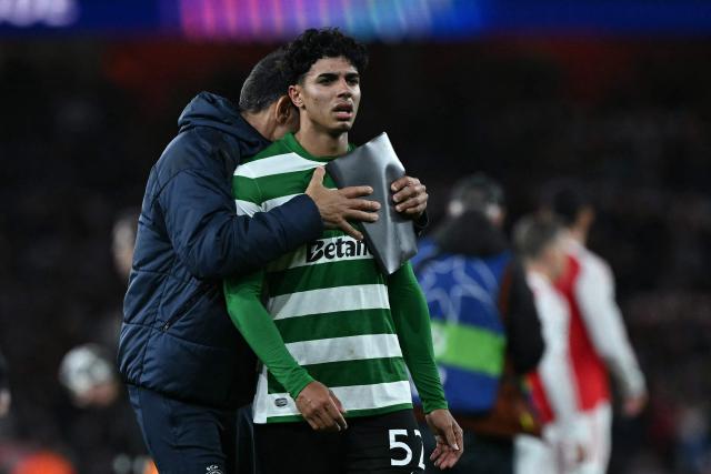 Sporting Lisbon's Portuguese midfielder #52 Joao Simoes reacts after the UEFA Champions League quarter-final, second-leg football match between Arsenal and Sporting Lisbon at the Emirates Stadium in north London on April 15, 2026. (Photo by Ben STANSALL / AFP)