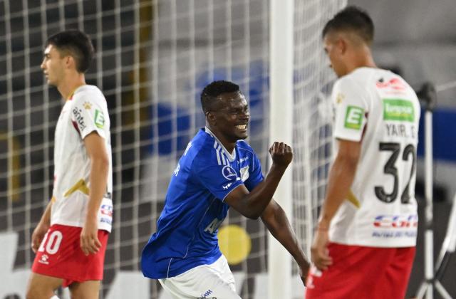 Millonarios' midfielder #07 Darwin Quintero celebrates after scoring the opening goal during the Copa Sudamericana group stage football match between Colombia's Millonarios and Uruguay's Boston River at the Nemesio Camacho El Campin Stadium in Bogota on April 15, 2026. (Photo by Raul ARBOLEDA / AFP)